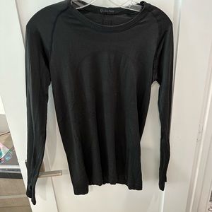 Black Long Sleeve Swiftly Tech Lululemon Size 10